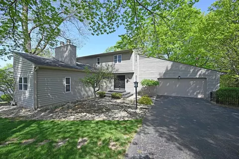 7036 Royalgreen Dr, Cincinnati, OH 45244