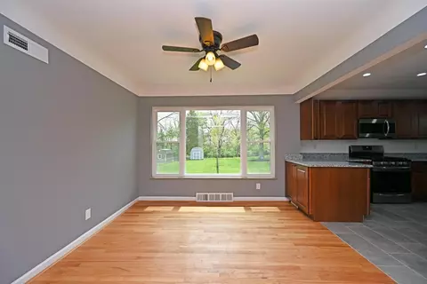 5301 Donjoy Dr, Blue Ash, OH 45242 photo 9