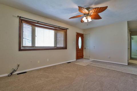8704 Neptune Dr, Cincinnati, OH 45231 photo 7