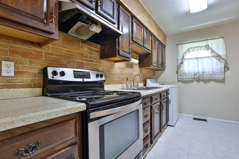 8704 Neptune Dr, Cincinnati, OH 45231 photo 13