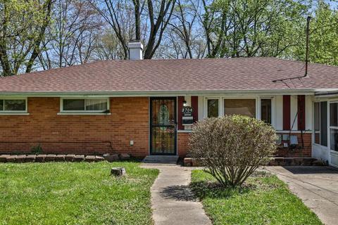 8704 Neptune Dr, Cincinnati, OH 45231 photo 3