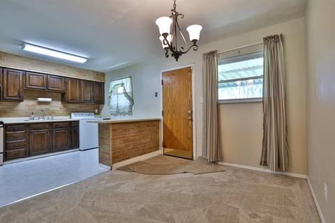 8704 Neptune Dr, Cincinnati, OH 45231 photo 11