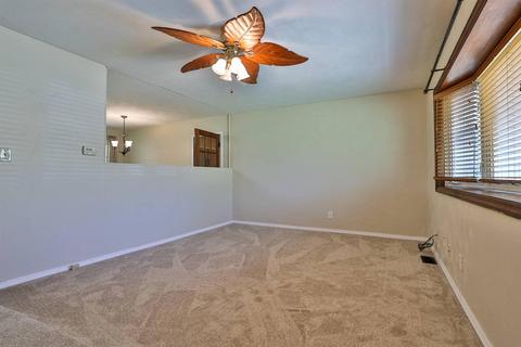 8704 Neptune Dr, Cincinnati, OH 45231 photo 5