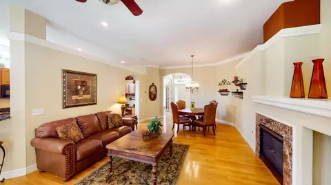 3514 Macpherson Pl, Cincinnati, OH 45245 photo 8