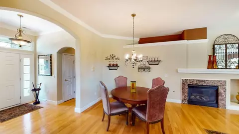 3514 Macpherson Pl, Cincinnati, OH 45245 photo 6