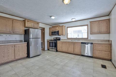 1360 Chamberlain Ave, Lincoln Heights, OH 45215 photo 8