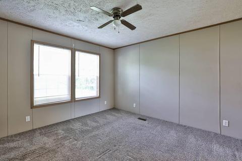 1360 Chamberlain Ave, Lincoln Heights, OH 45215 photo 12