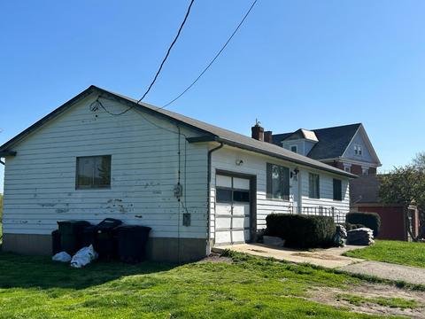 4866 Gray Rd, Cincinnati, OH 45232 photo 2