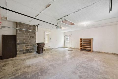 809 Locust Corner Rd, Cincinnati, OH 45245 photo 27