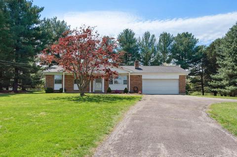809 Locust Corner Rd, Cincinnati, OH 45245 photo 1