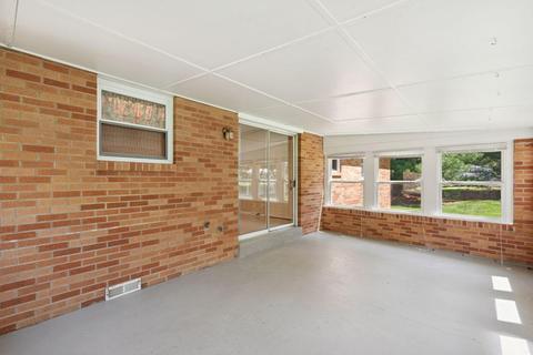 809 Locust Corner Rd, Cincinnati, OH 45245 photo 24