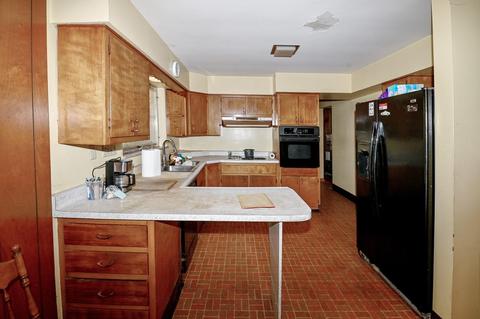 9736 Winton Rd, Cincinnati, OH 45231 photo 12