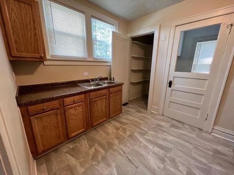 2546 Talbott Ave, Cincinnati, OH 45211 photo 12