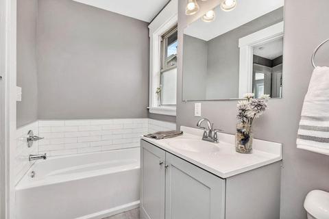 308 Kinsey Ave, Cincinnati, OH 45219 photo 20