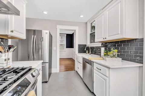 308 Kinsey Ave, Cincinnati, OH 45219 photo 12