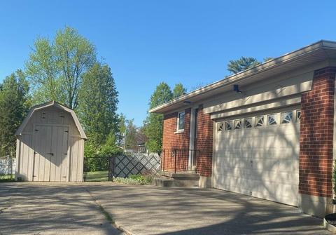 456 Meadowcrest Rd, Cincinnati, OH 45231 photo 17
