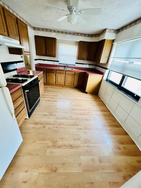 1753 Leona Dr, Cincinnati, OH 45238 photo 2