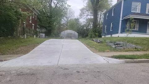 3507 Bevis Ave, Cincinnati, OH 45207