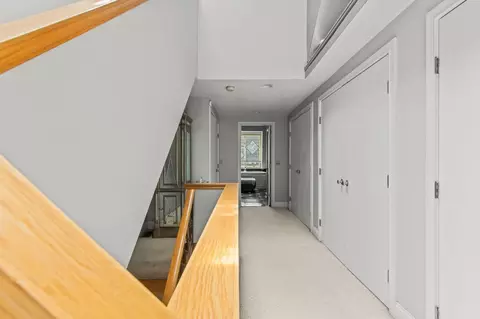 976 Hatch St, Cincinnati, OH 45202 photo 42
