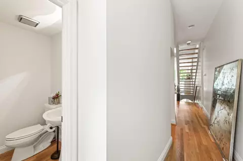 976 Hatch St, Cincinnati, OH 45202 photo 20