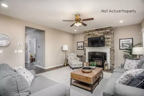 111 Nettleton Ct, Monroe, OH 45050 photo 3