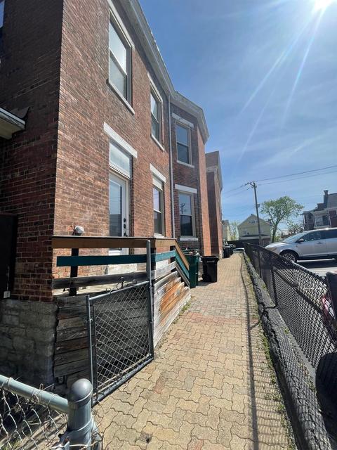 1211 Ross, Cincinnati, OH 45205 photo 3
