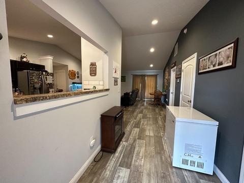 529 Mill St, Blanchester, OH 45107 photo 3