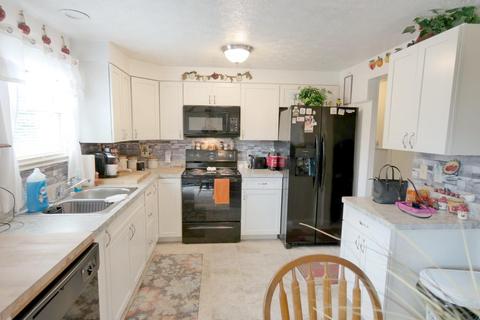 110 Circle Dr, Harrison, OH 45030 photo 7