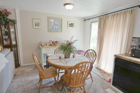 110 Circle Dr, Harrison, OH 45030 photo 4
