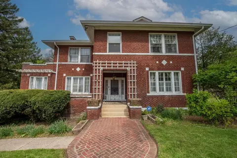 6319 Montgomery Rd, Cincinnati, OH 45213
