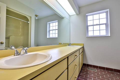 9010 Winthrop Dr, Montgomery, OH 45249 photo 29