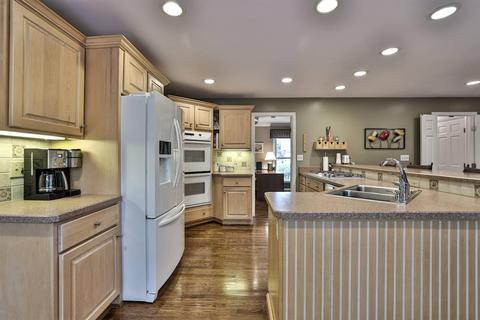 7601 Trailwind Dr, Montgomery, OH 45242 photo 11