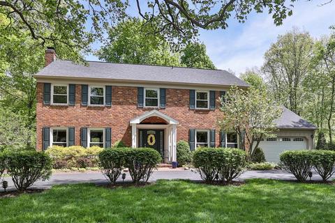 7601 Trailwind Dr, Montgomery, OH 45242 photo 1