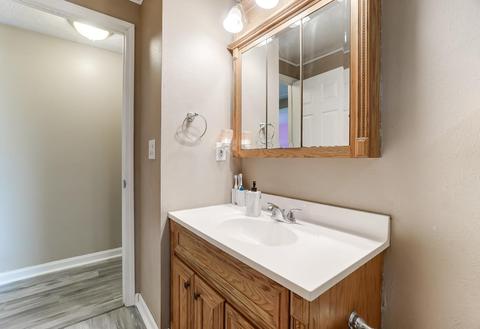 2261 Roxanna Dr, Cincinnati, OH 45231 photo 18