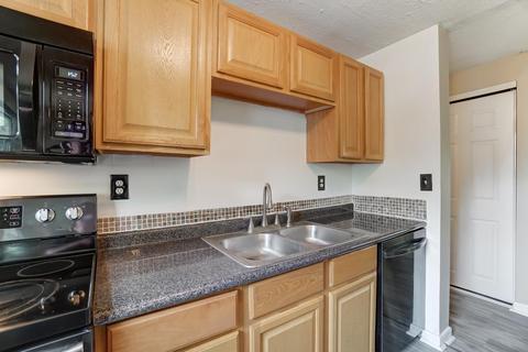 2261 Roxanna Dr, Cincinnati, OH 45231 photo 13