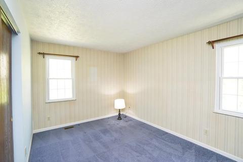 1824 Lockbourne Dr, Cincinnati, OH 45240 photo 18