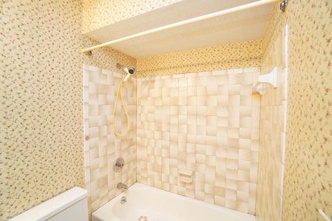 1824 Lockbourne Dr, Cincinnati, OH 45240 photo 17