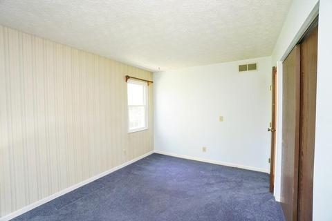 1824 Lockbourne Dr, Cincinnati, OH 45240 photo 19