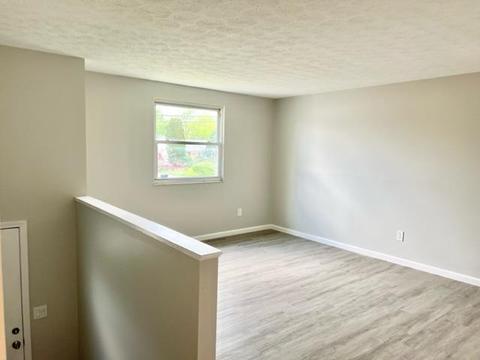 12143 Pippin Rd, Cincinnati, OH 45231 photo 4