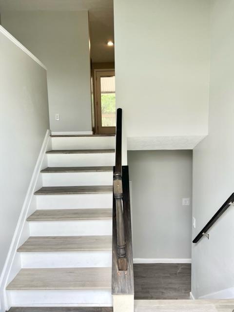 12143 Pippin Rd, Cincinnati, OH 45231 photo 3