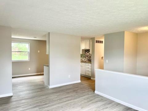 12143 Pippin Rd, Cincinnati, OH 45231 photo 9