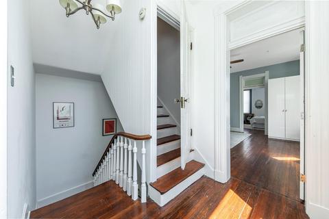 1211 Bates Ave, Cincinnati, OH 45225 photo 22