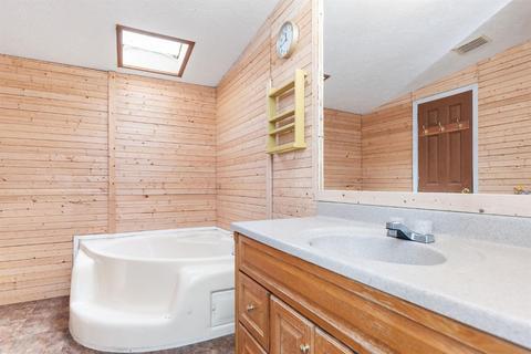 6866 Johnson Rd, Blanchester, OH 45107 photo 21