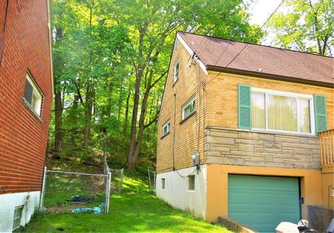1698 Ashbrook Dr, Cincinnati, OH 45238 photo 4