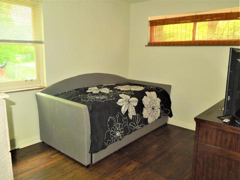 1698 Ashbrook Dr, Cincinnati, OH 45238 photo 11