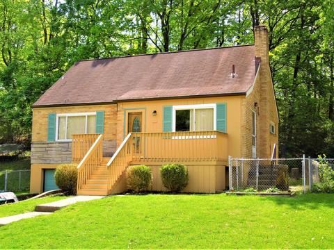 1698 Ashbrook Dr, Cincinnati, OH 45238 photo 2
