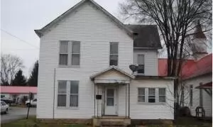 62 Vine St, Peebles, OH 45660