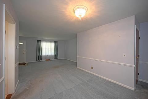 4705 Chalet Dr, Saint Bernard, OH 45217 photo 10