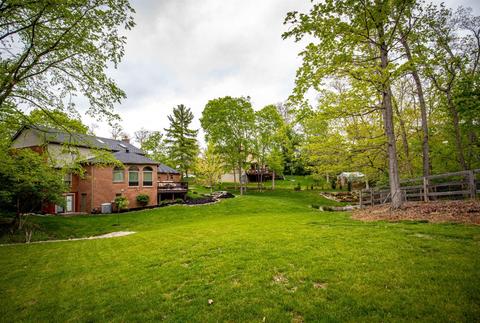 4254 Peppermill Ln, Blue Ash, OH 45242 photo 3