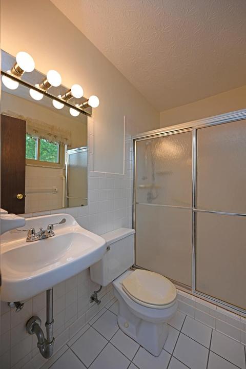 1467 Pinebluff Ln, Cincinnati, OH 45255 photo 25